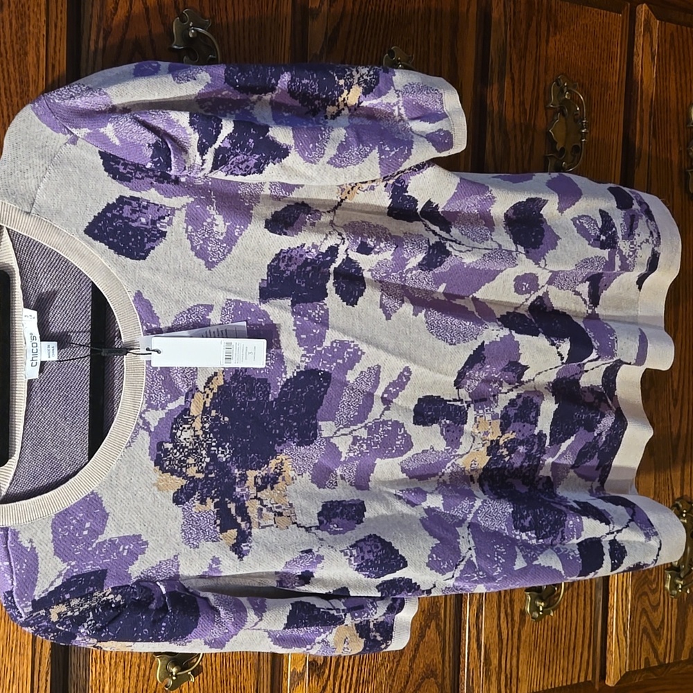 Chico's Purple Freesia and Cream Floral Pullover Short Sleeve Sweater